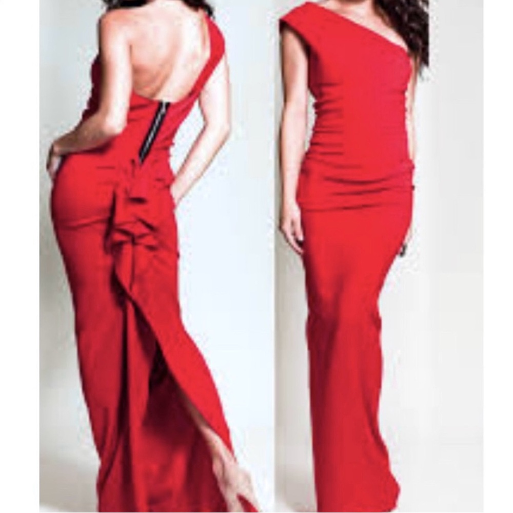 Chic One-Shoulder Red Maxi Dress